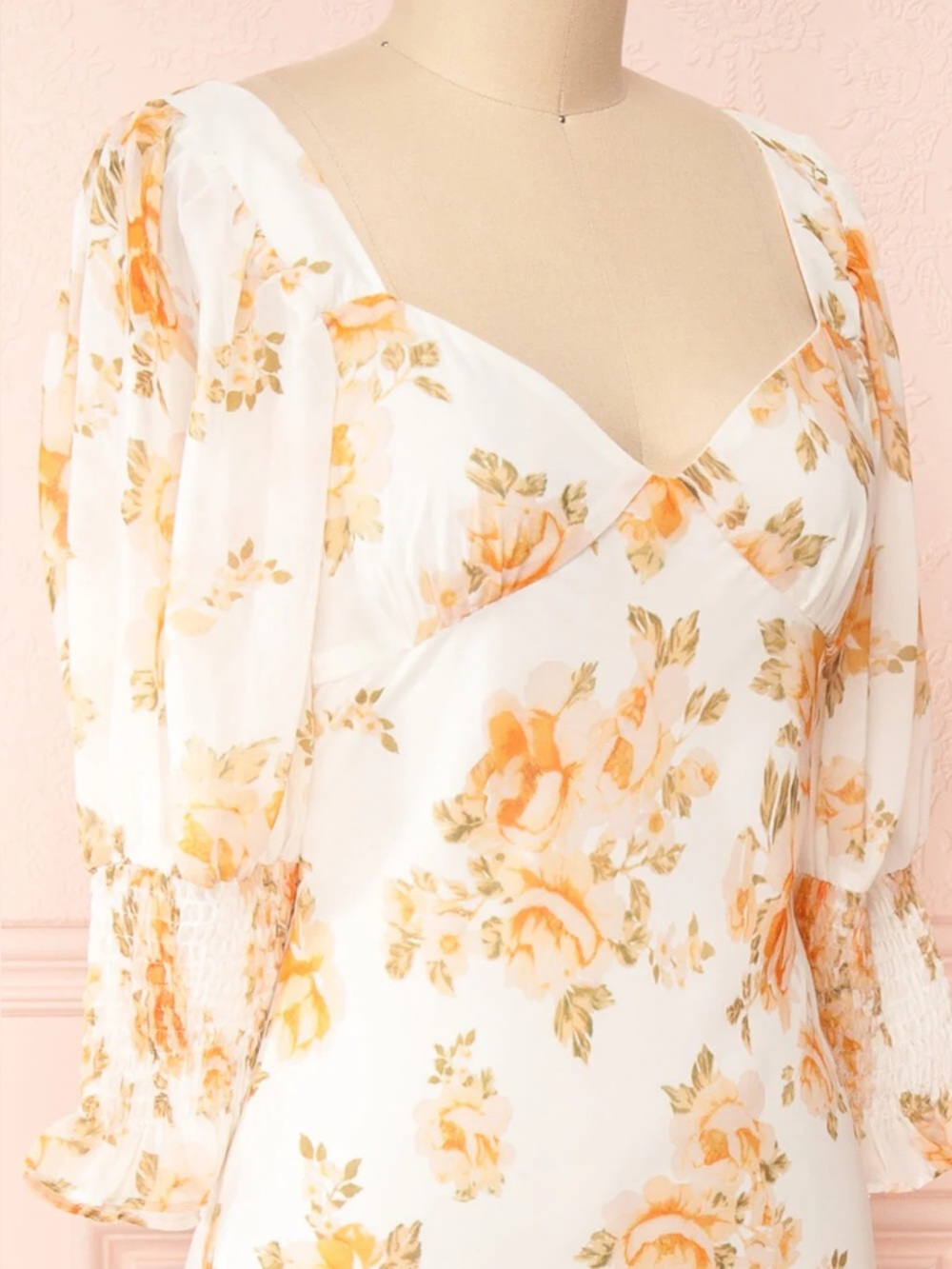 Yellow Maxi Floral Puffed Sleeves Cutout Open Back Cottagecore - Picture 4 of 6